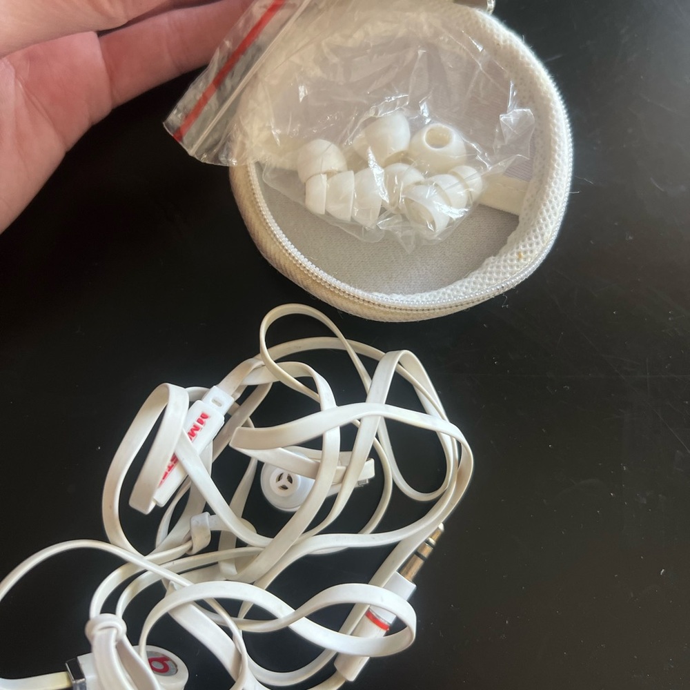 White Monster Beats Earphones with Case